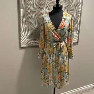 En Focus Studio Light Blue Dress Size 6